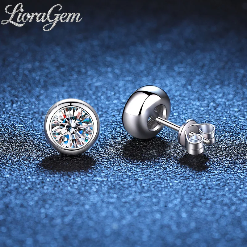 

LioraGem Simple and Classic Bubble-Style Moissanite Stud Earrings, 0.5–1 Carat D-Color Moissanite Earrings Platinum PT950 Stamp