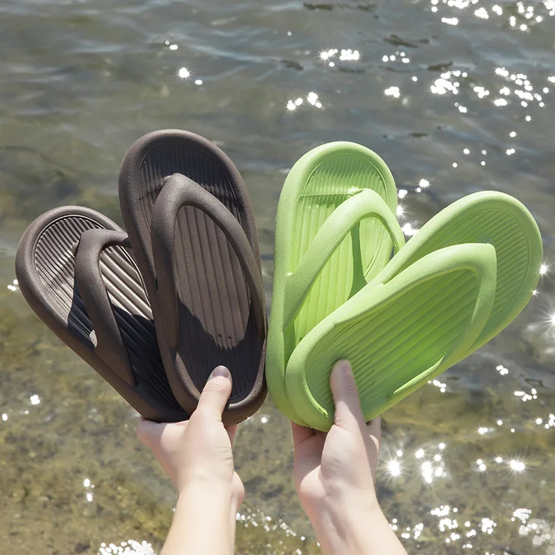 

Flip-flops female non-slip couple outdoor wear pinch foot cool slippers men thick bottom EVA beach