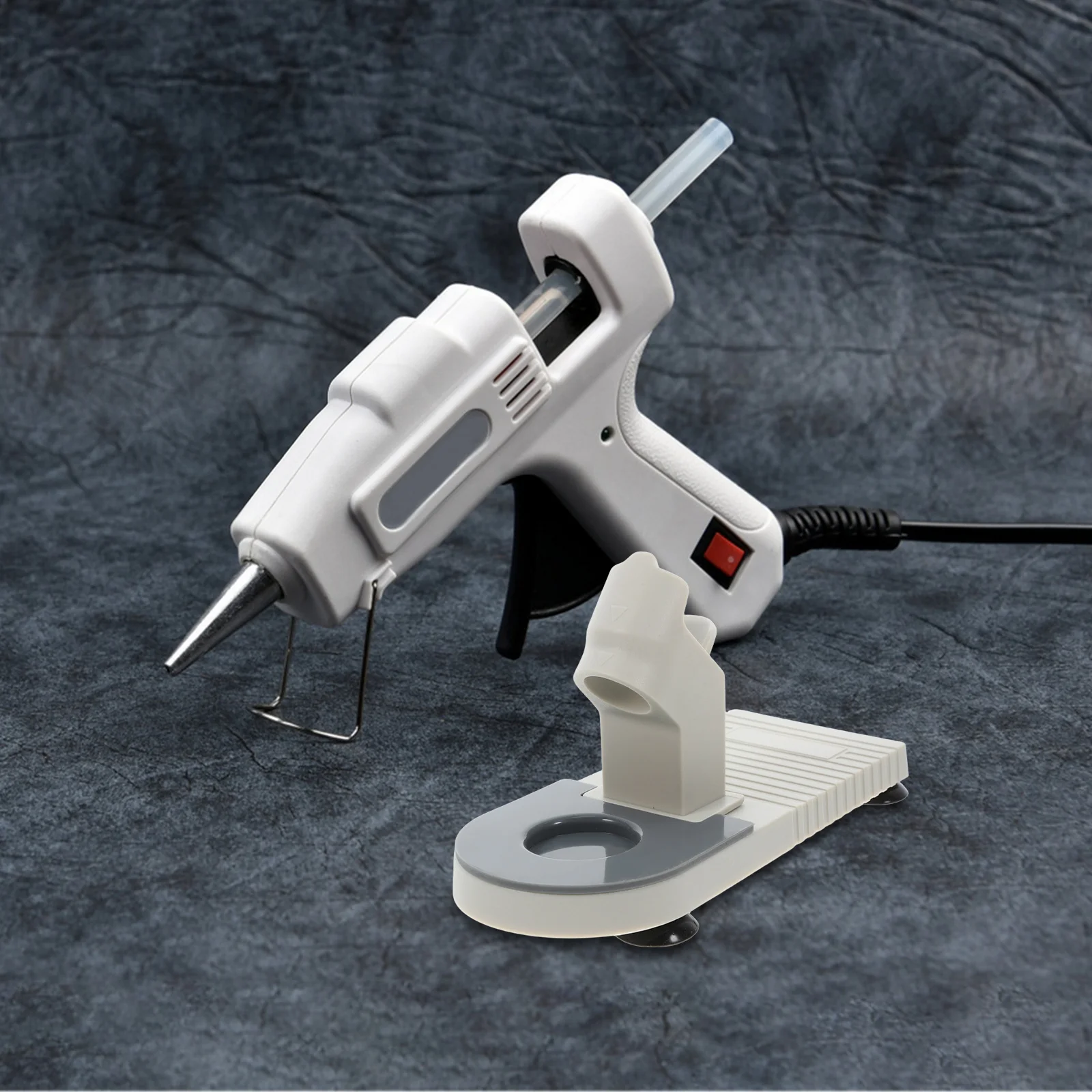 

2Pcs Hot Melt Glue Base Non-Slip Glue Tool Stand for Safe Operation Ideal for DIY Crafts and Home Fixing Solutions