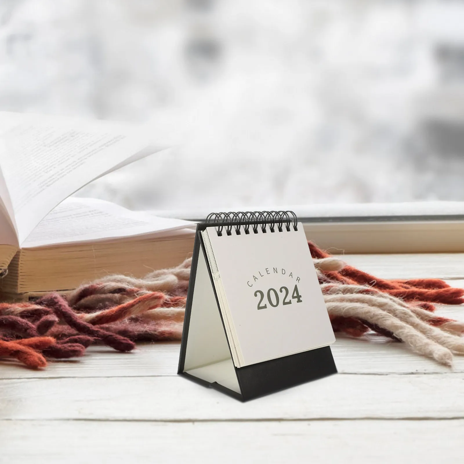 

2024 Mini Desk Calendar Stylish Freestanding Flip Calendar for Teachers Students Office Workers Daily Reminder Birthday Planner
