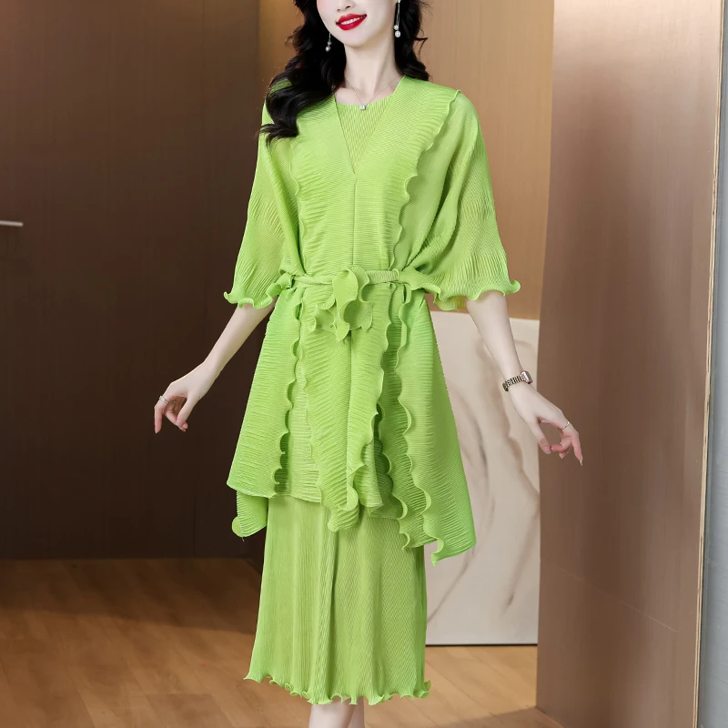 

Miyake Wrinkle Elegant French Summer Women's Clothing Loose Banquet Lotus Leaf Edge High Elasticity Boutique Two Piece Dress Set