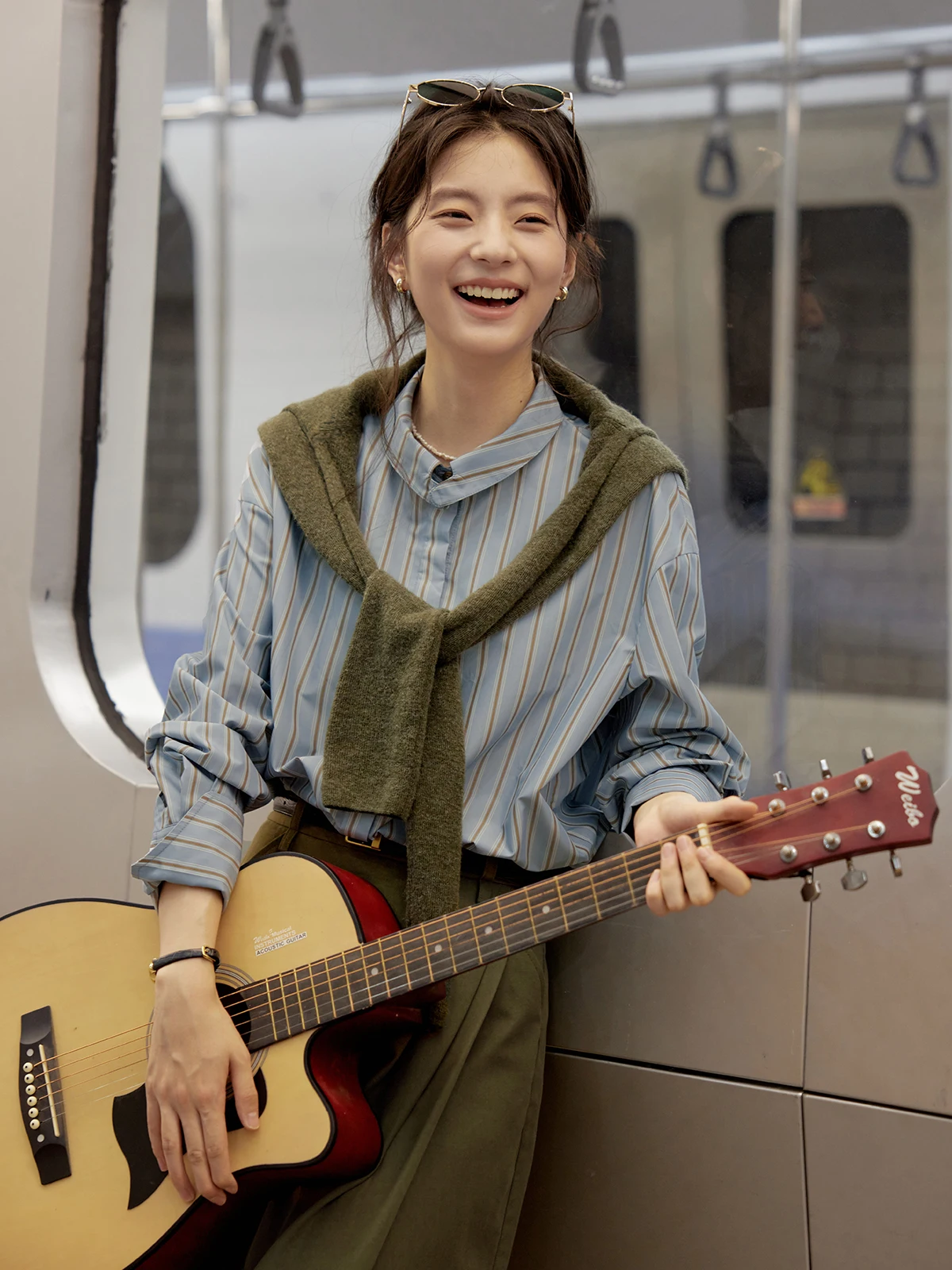 

Solighter винтажный воротник с крыльями в вертикальную полоску, свободный длинный све irt, женский осенний новый Sle Faionable Sle irt