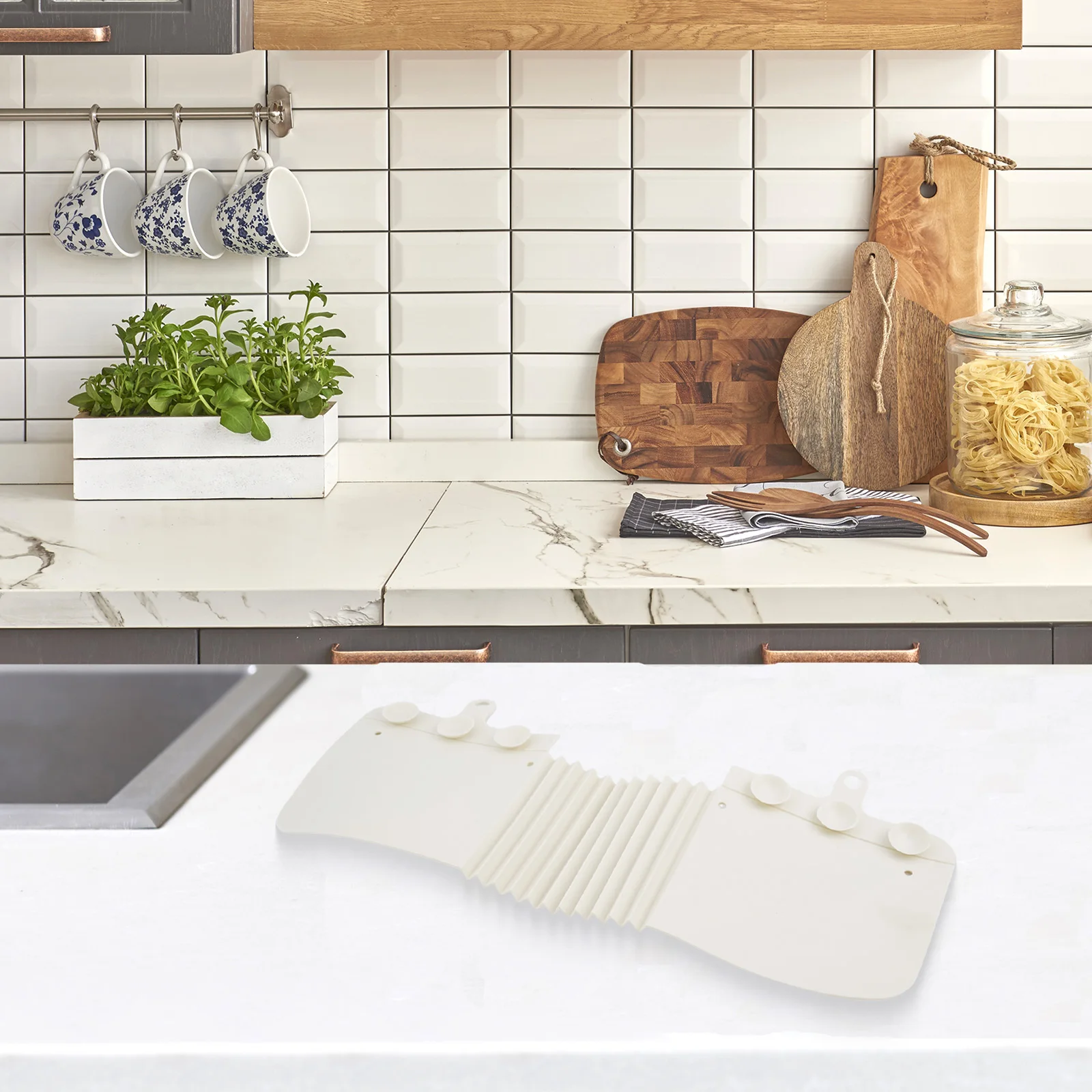 Sink Water Splash Guard Kitchen Replacement Silicone Splash Guard Splashing Tools Easy To Clean Strong Suction