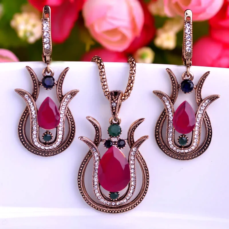 Blucome Vintage Style Green Tulip Flower Pendant Necklace Earrings Jewelry Set Alloy Resin Women Party Wedding Dress Accessories