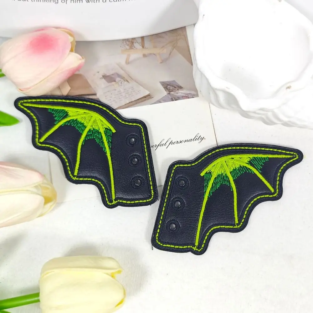 1Pair Bat Wing Shape Black Bat Wings Shoe Buckle Strap Halloween Decoration Gothic Punk Style Halloween Shoe Buckle Detachable