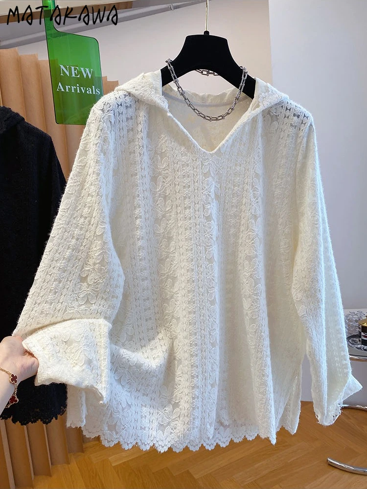 

Matakawa Hooded Lace Blouses Autumn Winter Solid Elegant Vintage Women Shirts Korean Fashion Simple Sweet Blusas Feminina