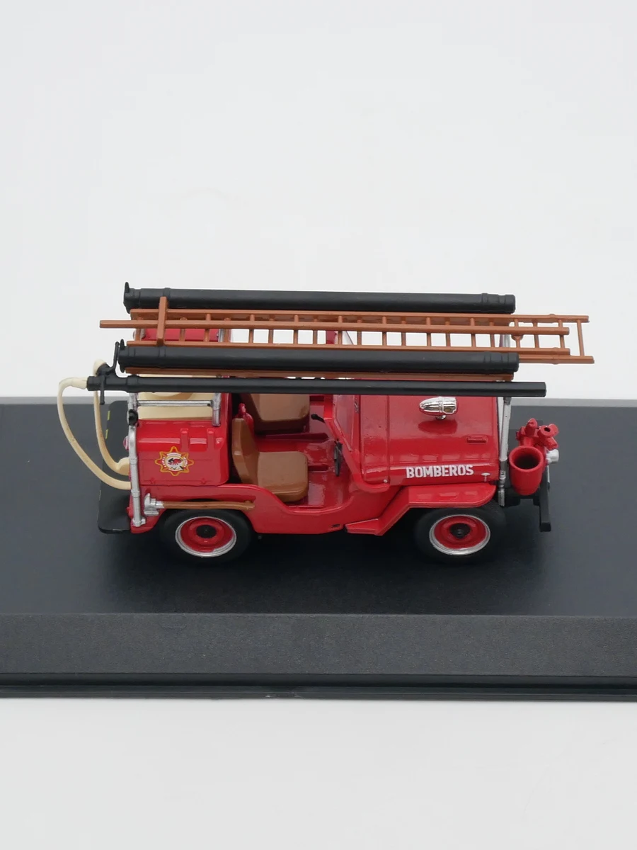 Ixo 1:43 Jeep CJ2A 1946 Argentine Fire Engine Diecast Car Model Metal Toy Vehicle