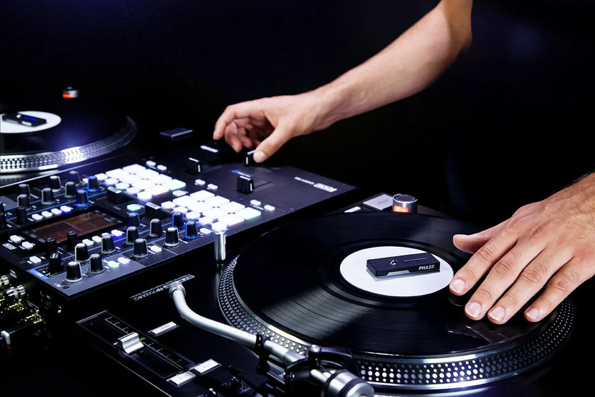 Wireless DVS System DJ Does Not Require Black Glue Stylus Support for Traktor Serato Rekordbox