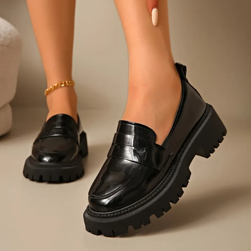

2025 New Casual Platform Loafers Woman Fashion Style Leather Shoes for Women Comfort Slip on Flats Shoes Женская Обувь