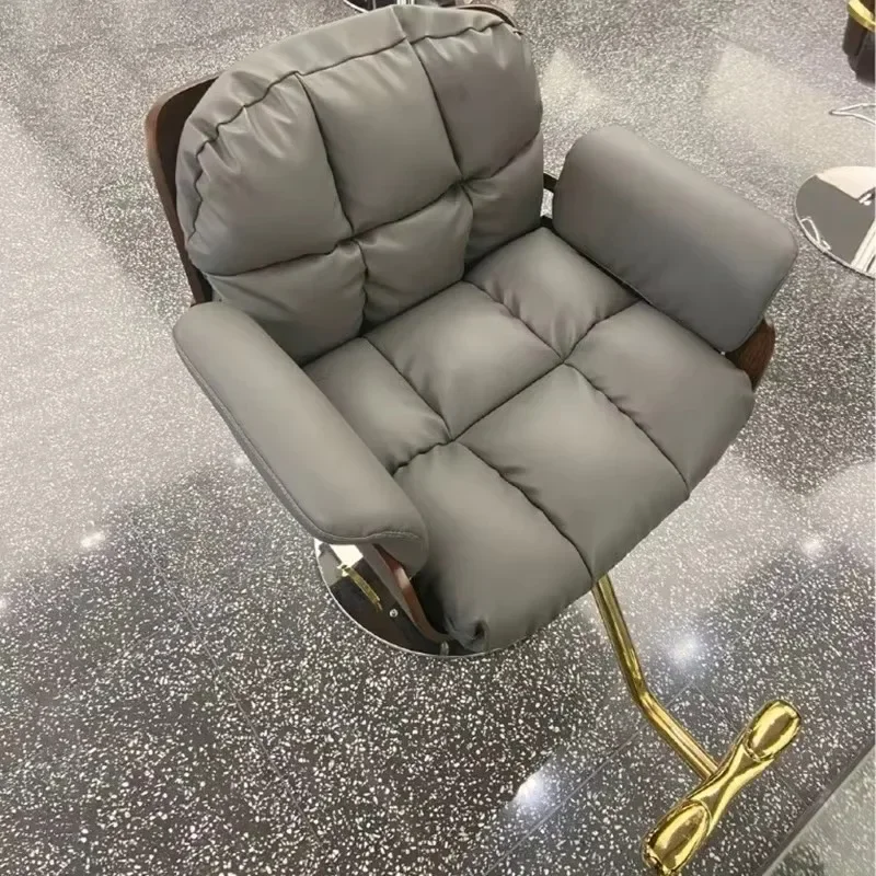 Trendy Personalized Barber Chair Gold Leg Rest Aesthetic Simple Chair Swivel Professional Cushion Cadeira Salon Furniture