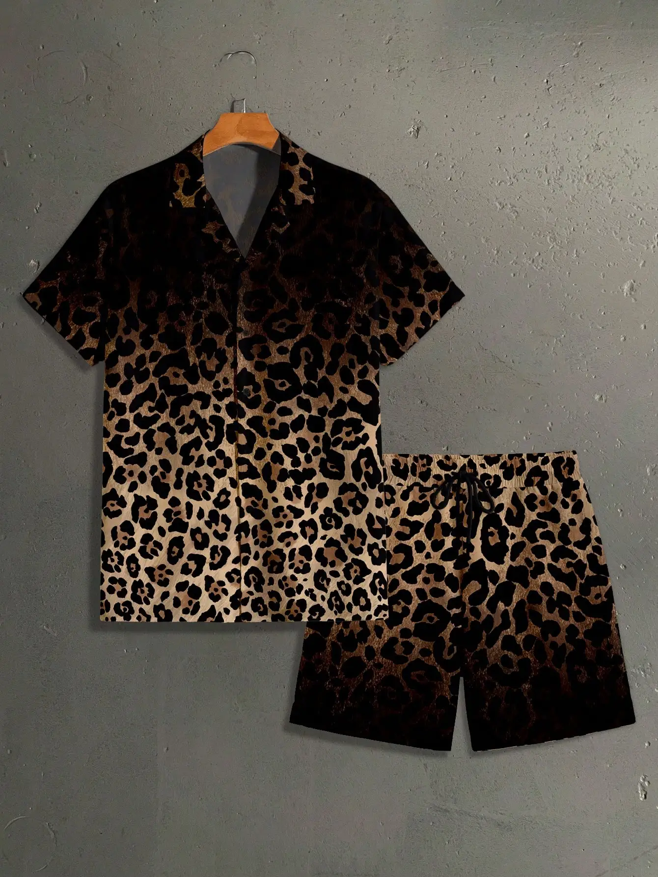 Men Gradient Leopard Print Two Piece Outfit Short Sleeve Shirt Elastic Waist Shorts Summer Beach Suit