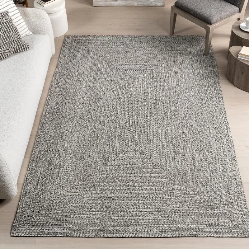 Braided Indoor/Outdoor Area Rug Light