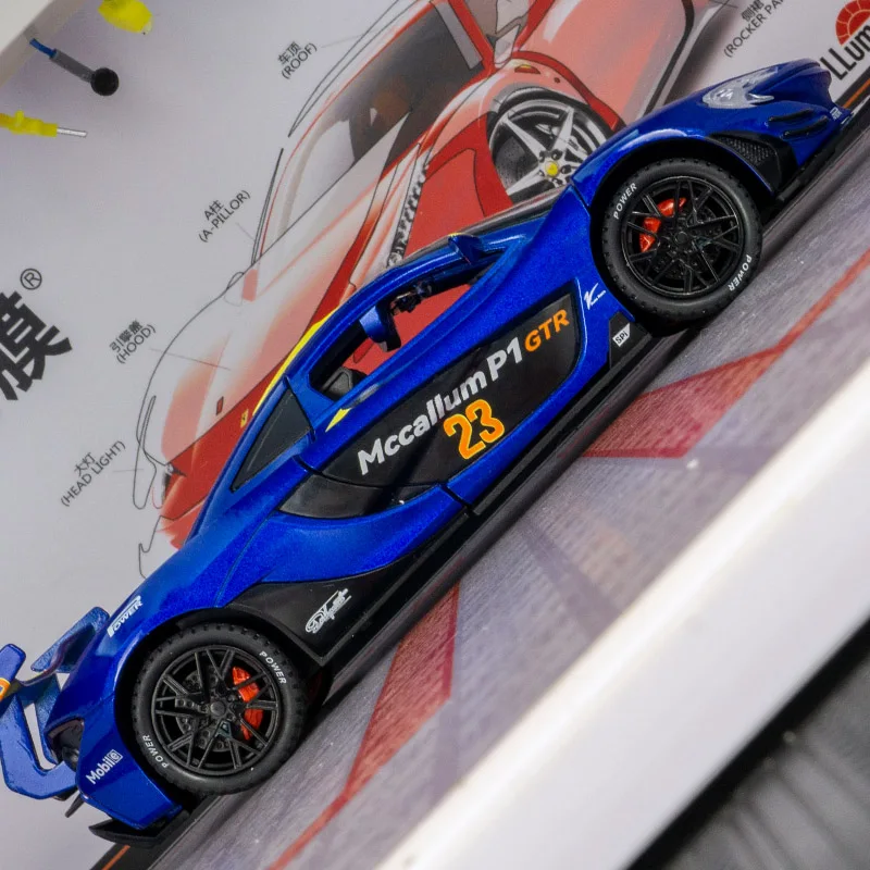 1:22 McLaren P1 GTR Track Edition รถรุ่นอัลลอยด์เครื่องประดับคอลเลกชันรถประตูสามารถเปิดเด็กเสียงและแสงของเล่น