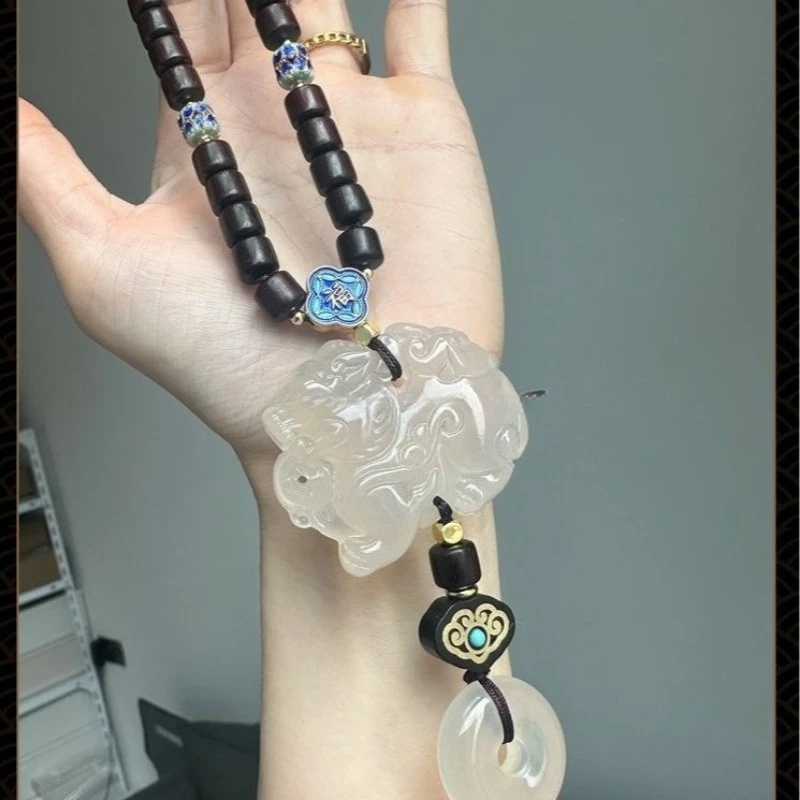 

Автомобильный кулон из бусин Будды из сандалового дерева, нефритовый двусторонний автомобильный кулон с единорогом, подвесные ювелирные изделия, мужские и женские короткие автомобильные крючки