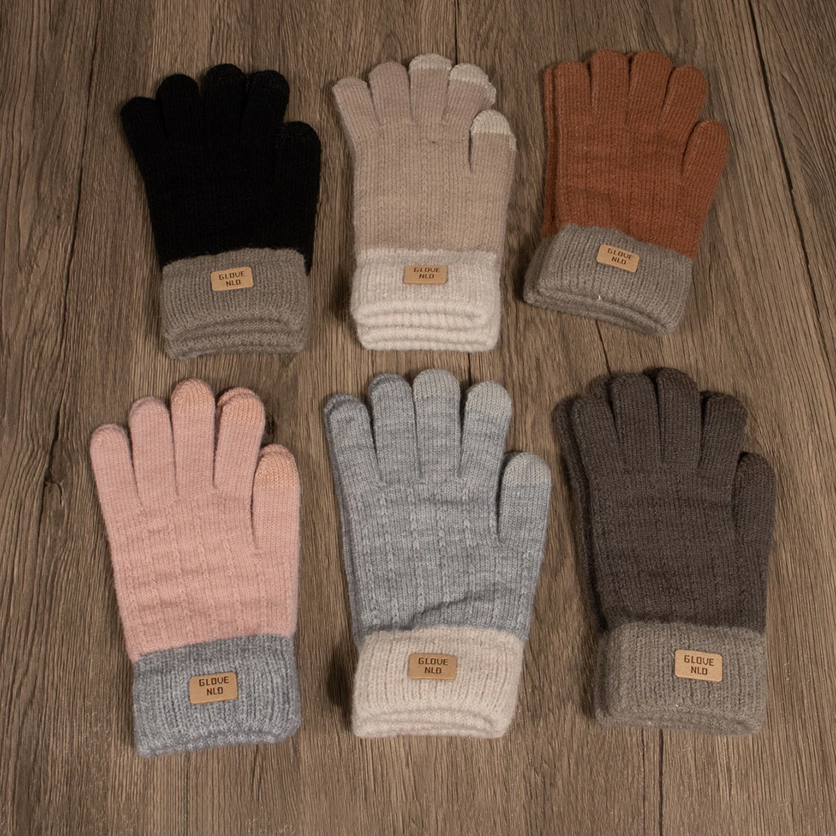 Ladies Winter Gloves Full Finger Fleece Lined Fashionable Adult Gloves Candy Color