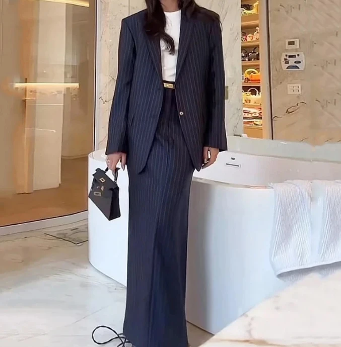 

Women's Suit Set Trendy Elegant Commuting Loose Fit Striped Print Notched Collar Long Sleeve Blazer Coat and Straight Skirts Set