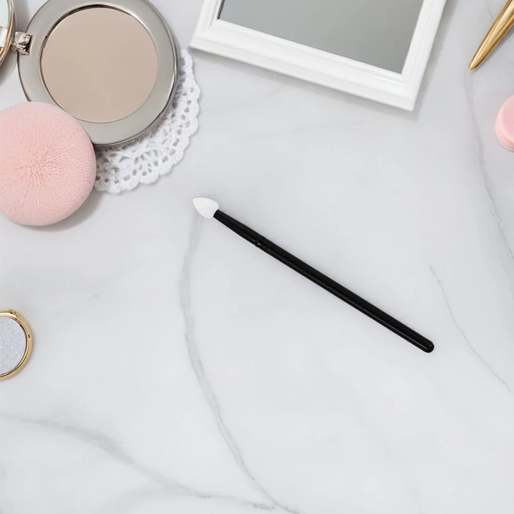 Set di pennelli per trucco applicatore in spugna per ombretto da 4 pezzi Setole in silicone in alluminio morbido per applicazioni fluide Amichevole da viaggio