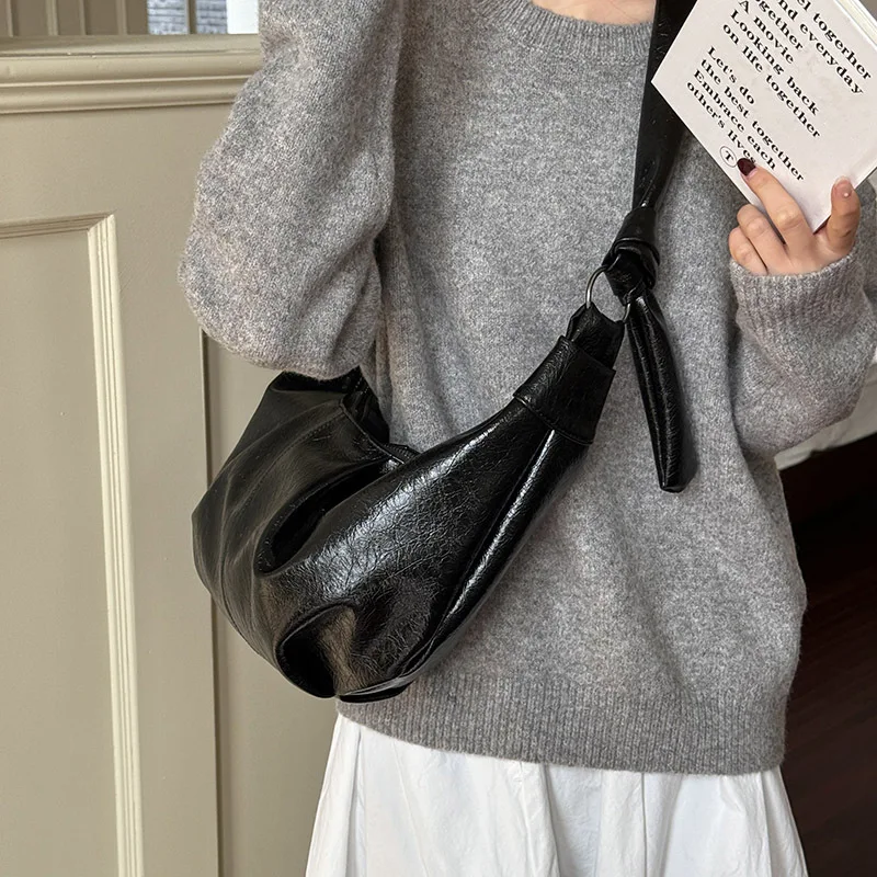 

Сумка-плиссе из мягкой кожи в корейском стиле 2026 года, большая вместительная винтажная сумка, повседневная и универсальная сумка через плечо