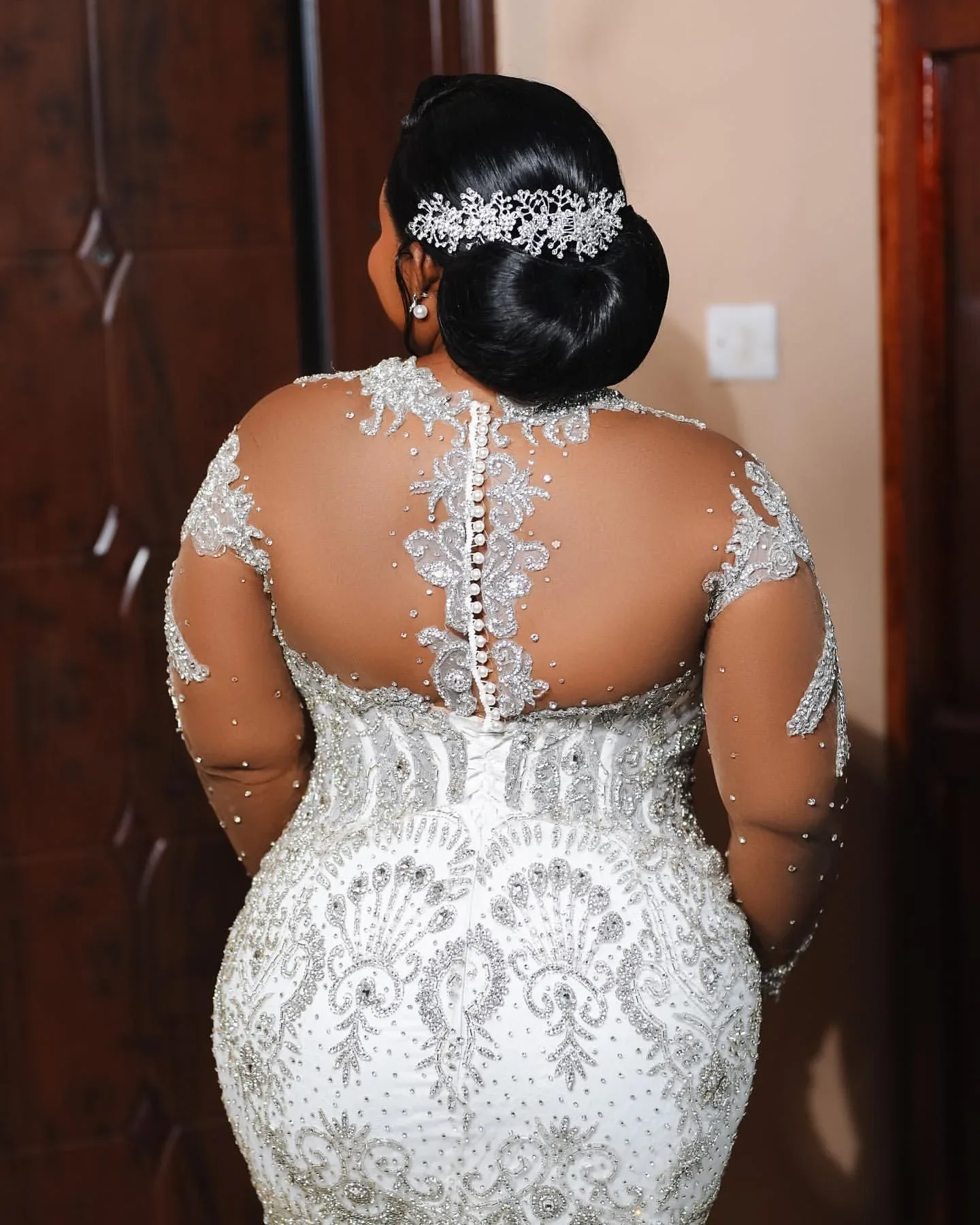 Personalizado árabe Aso Ebi de talla grande sirena blanca boda con cuentas cristales lentejuelas encaje nupcial vestidos hechos a medida