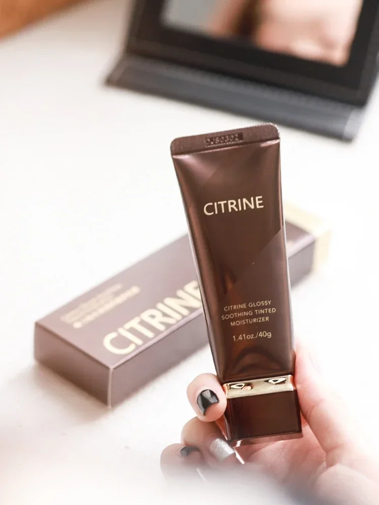 シトリン着色 40 グラムフェイスクリームサテンクリア BB クリーム分離目に見えない毛穴を隠す明るく均一な肌のトーンメイクレアビューティー