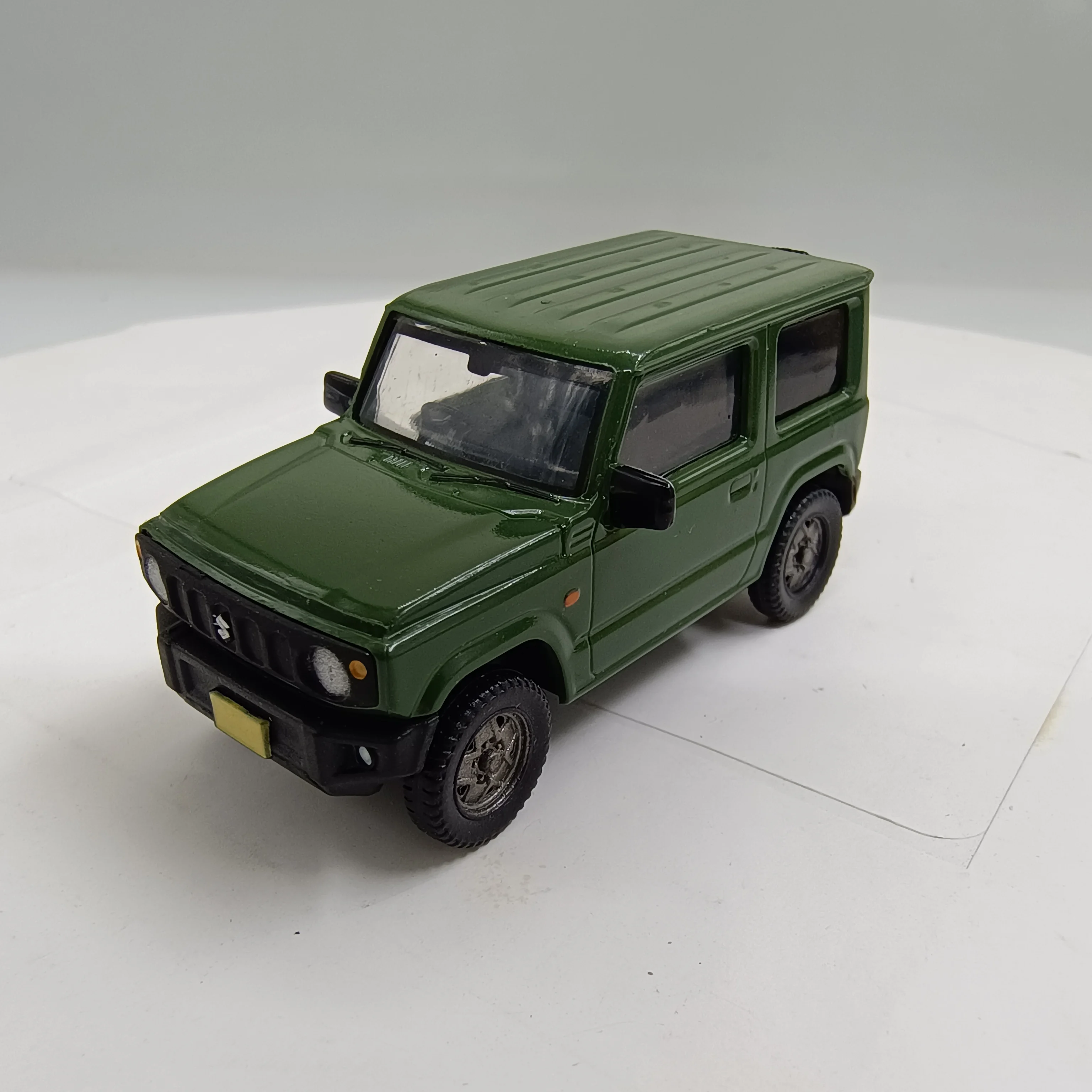 スズキジムニー-ミニプラスチックカーモデル,1:64スケール,静的コレクション,装飾,ホリデーギフト,おもちゃ,カラーボックスなし