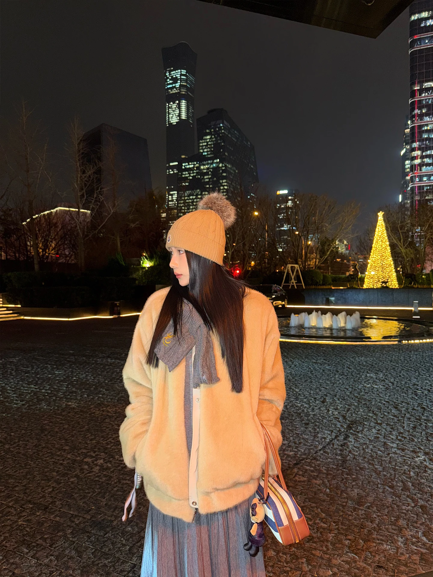 

Double-Sided Wear Thi Fur Jaet Korean Sle Warm Windproof Ladies ort Coat Polyester Fiber Long Sve Zipper Closure