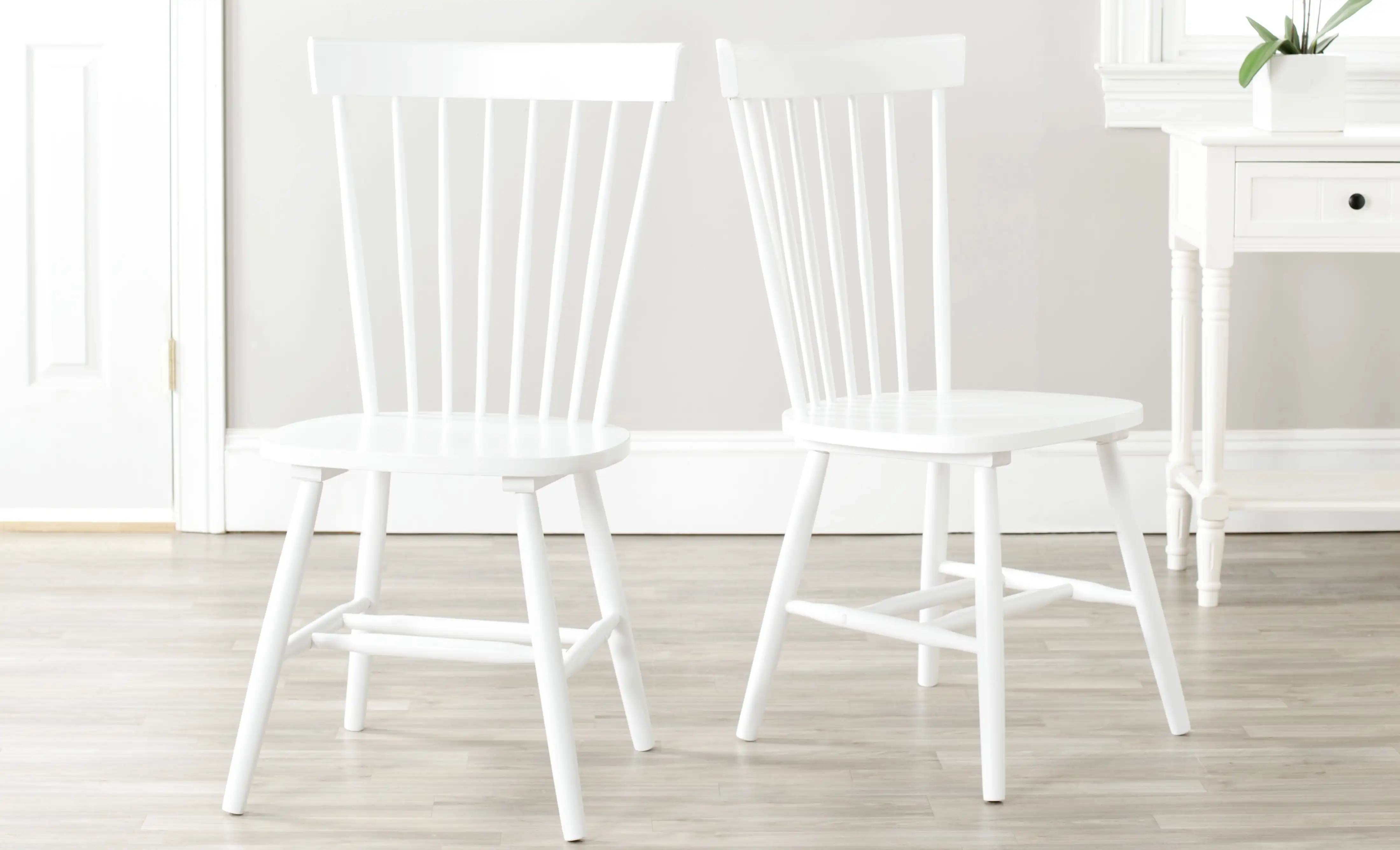 Sólido 17 pulgadas. Silla de comedor con husillo H, color blanco, juego de 2 roble malasio duradero para una durabilidad duradera