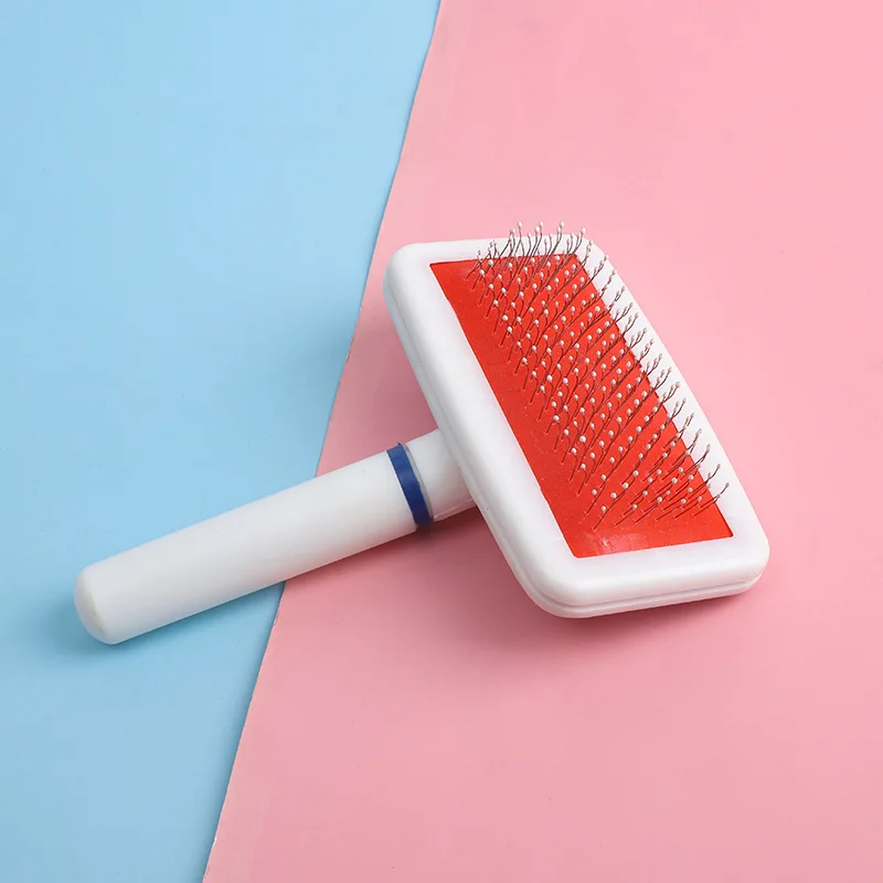 

Cleaning comb for shedding fur, cat fur remover, long-handled dog brush, detangling and grooming tool.