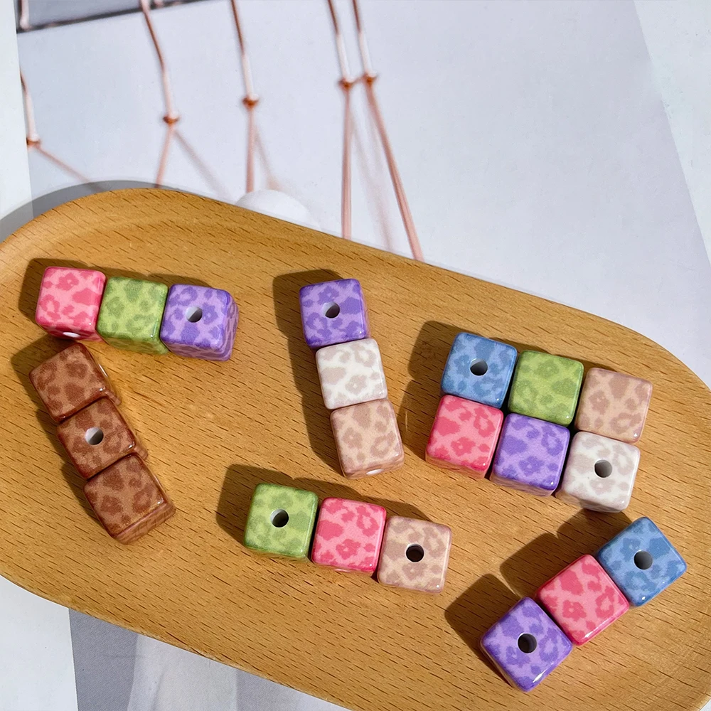 Hartelijk ontwerp 14*14MM 100 stuks DIY kralen/vierkante vorm/luipaardprint effect/handgemaakt/sieraden accessoires/acryl kralen # 19239