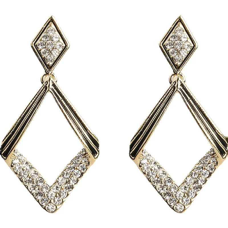 

Silver Needle Geometric Diamond Shaped Personalized Drop Earrings Party Jewelry Made of Alloy