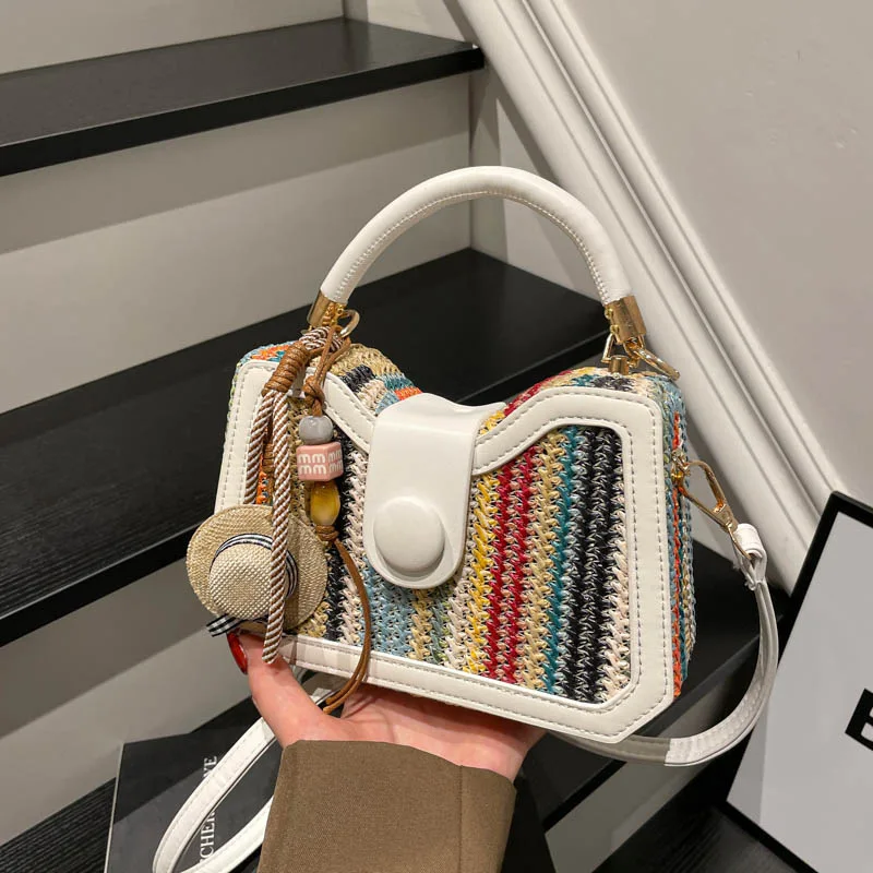 Casual Style Women's Basket Weave Saddle Bag Crossbody Bag Single Shoulder Striped Pattern Popular Medium Soft Square Bag