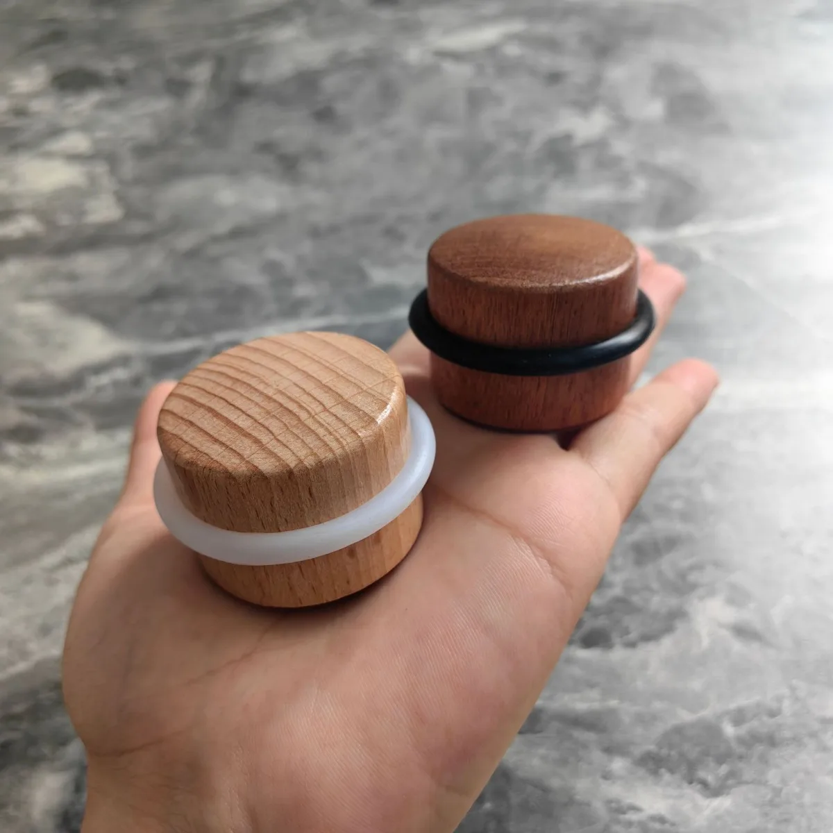 Selbstklebender Türstopper ohne Bohren, Holztürstopper, Silikonring-Design, Möbelschutz für Zuhause und Büro, langlebige Dodgers