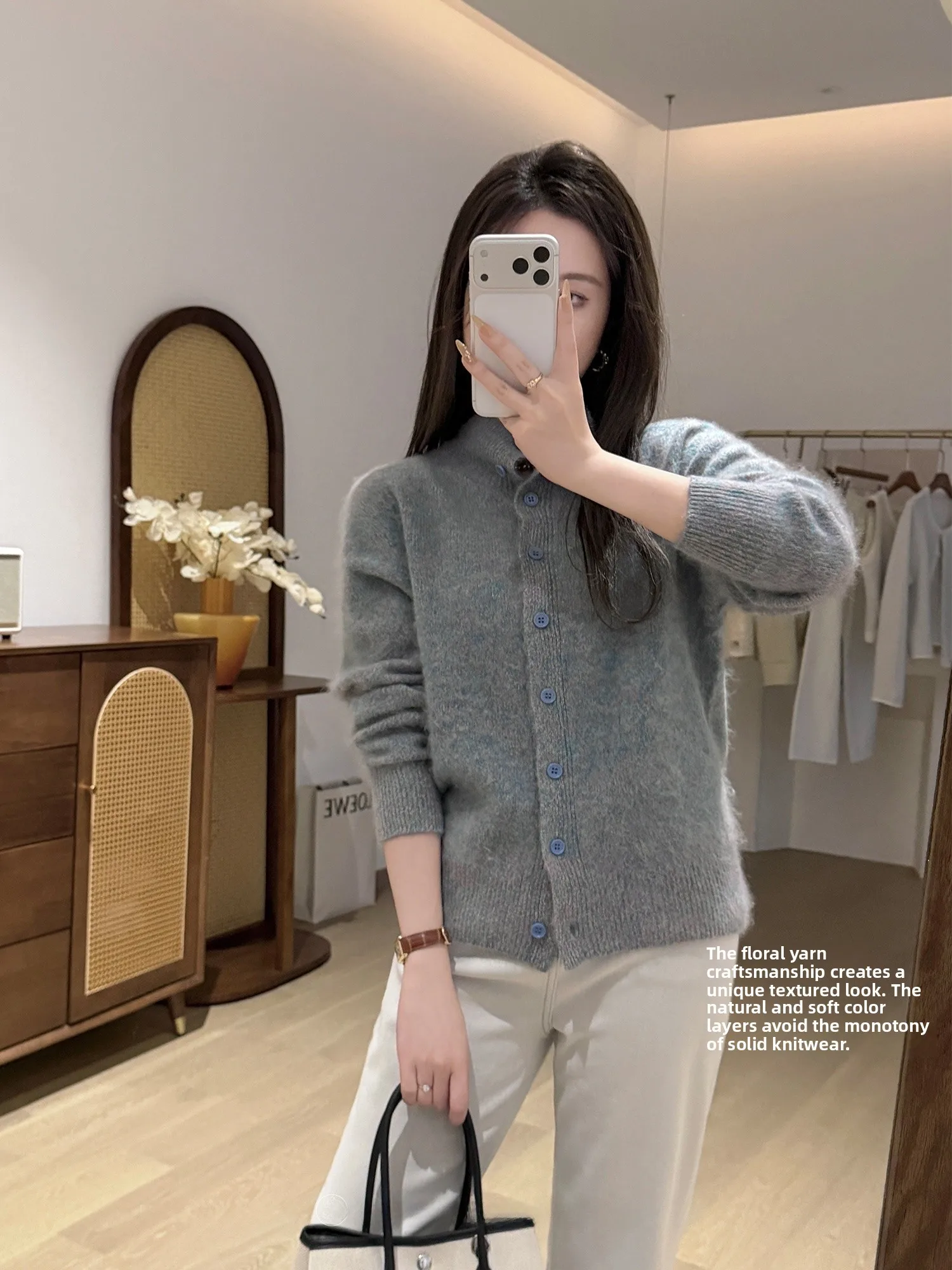 

Ele Knitted Wool Sweater Cusized Yarn Dense Weave Floral Pattern Camere And Wool Blend Comfortable Soft Autumn Top