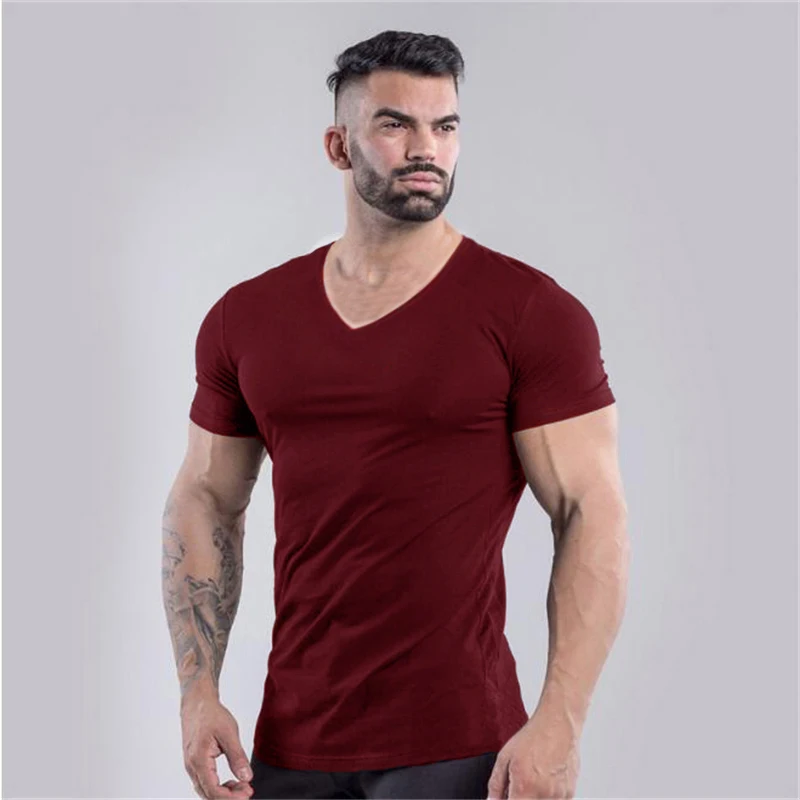 Jednokolorowa odzież sportowa do biegania męska koszulki z dekoltem w szpic Fitness Slim Fit modna koszule z krótkim rękawem siłownia kulturystyka trening