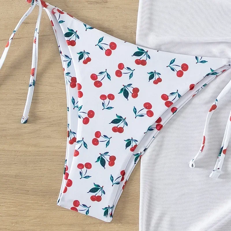 Traje de baño de 3 piezas con estampado de cereza para mujer, conjunto de Bikini con falda de malla sexy, Tanga de cintura baja, traje de baño para vacaciones en la playa, novedad de 2025