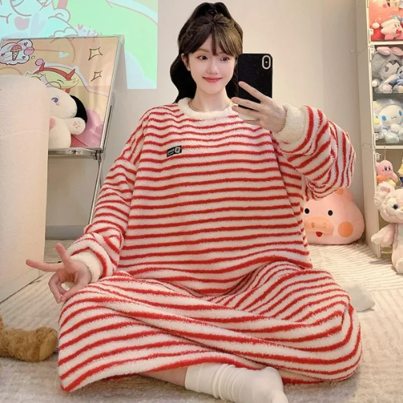 

Plus Size Loose Pajamas Dress Women's Winter Thickened Half Fleece Nightgown Flannel Outside Loungewear Striped Loose Homewear