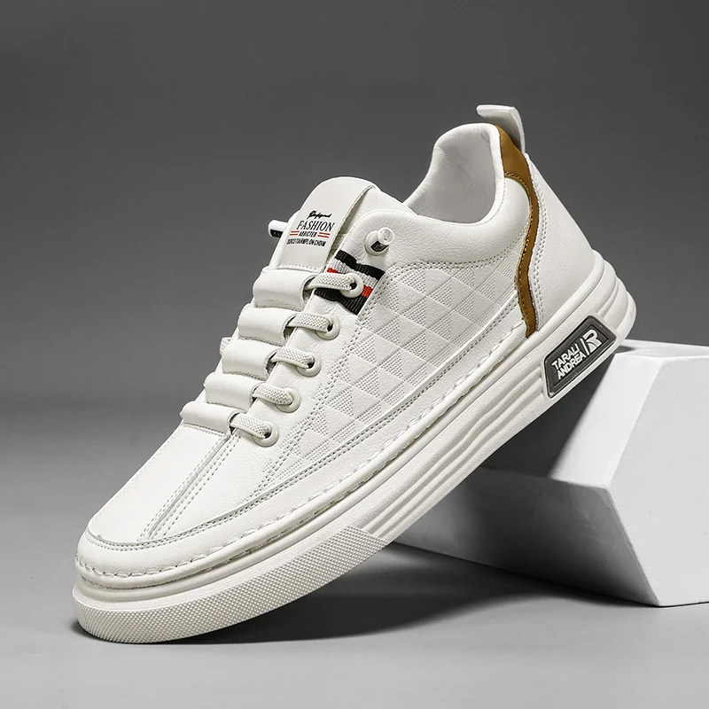 Fashion Platform Men Casual Shoes Leather Lightweight Slip on Men Board Shoes White Outdoor Sports Sneakers Comfort Tennis Shoes