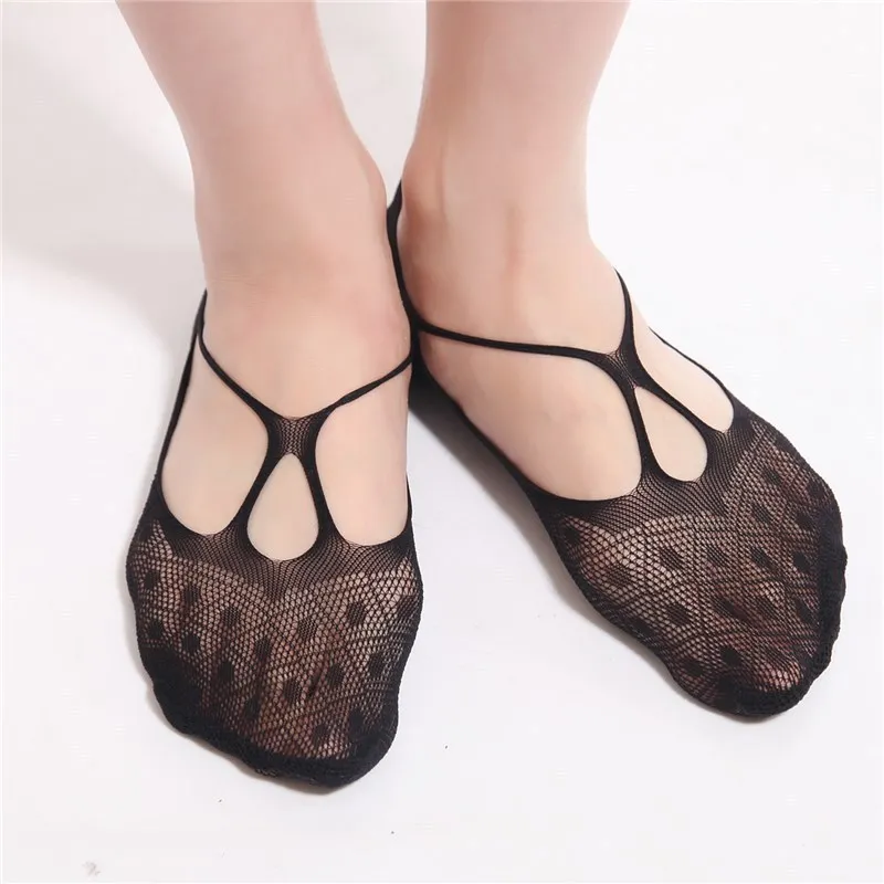 

Women's Summer Ultra-Thin Fishnet Ankle Socks - Mesh Silicone Grip, Non-Slip for Hot Weather
