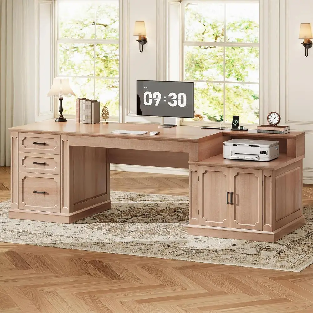 

Письменный стол для руководителя из натурального дуба 70.9 с выдвижными ящиками для документов и шкафом для хранения, с розеткой для подключения компьютера, для домашнего офиса.