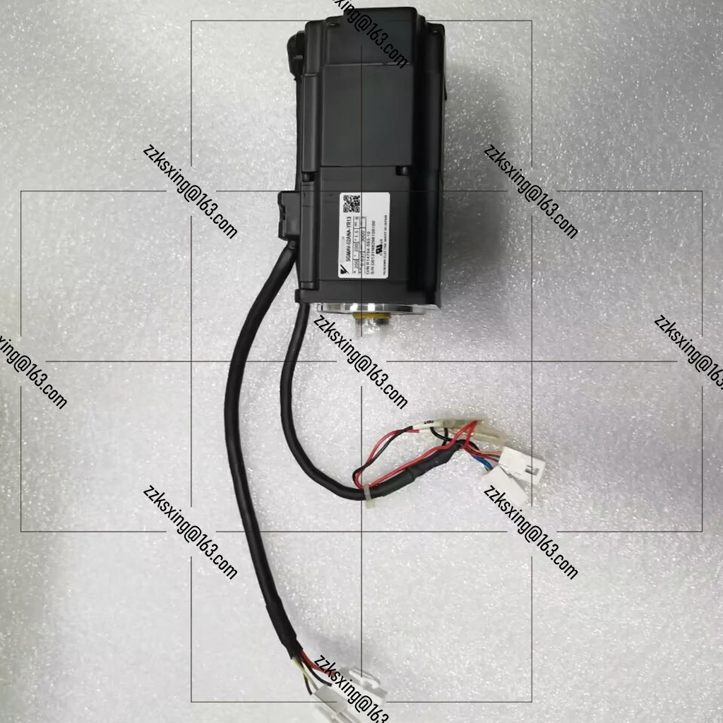 

Brand New Original Servo Motor SGMAV-02ANA-YR13