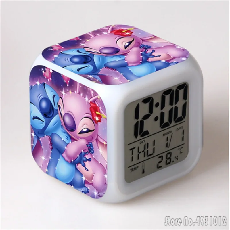 yZ[z搯ԊpxXeb`ڊo܂vNGCeBuw 8 × 8 × 8 Z`[g LED L[uJtȃCg\ԏT