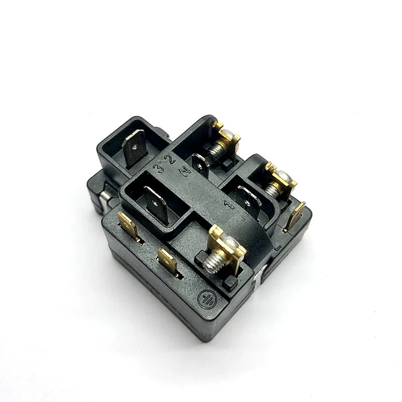 1Pcs For Homa refrigerator compressor PTC starter QP2-15/D refrigeration starter relay overload thermal protection
