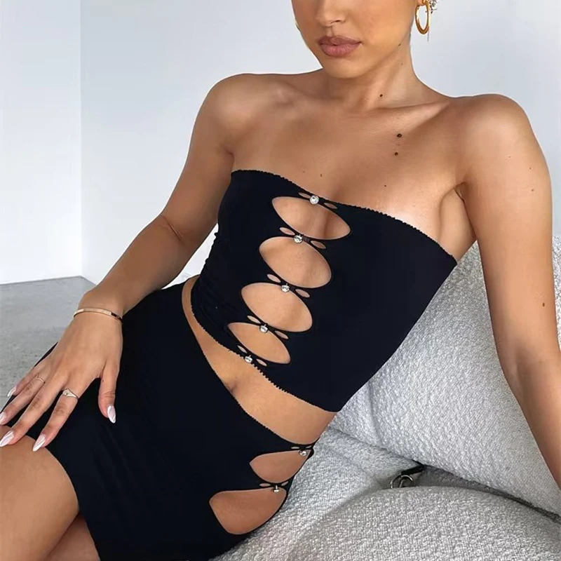 

Woman Nightbclub Hollow Out Stripper Outfits Girls Sexy 2pc Rhinestone Erotic Exotic Pole Dance Wear Hot Daring New Fashion