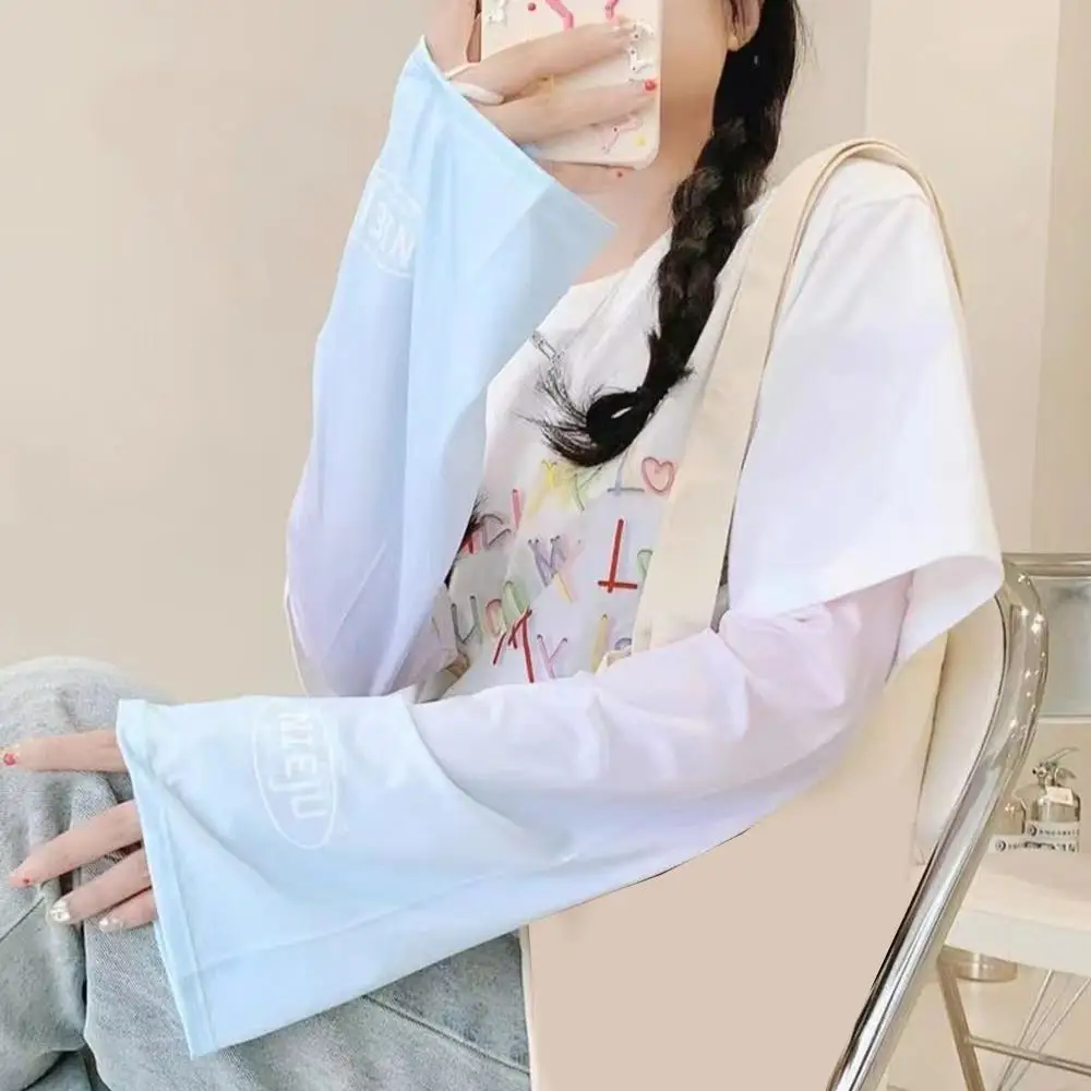 Manga de brazo holgada y transpirable para mujer, manga de seda helada para conducir, protección UV para ciclismo al aire libre, calentadores de brazos, guantes sin dedos, verano