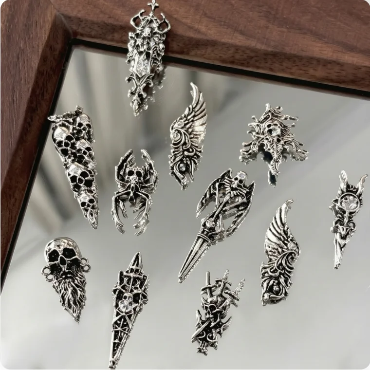 2026 NEW 10/11pcs Gothic Punk Style Nail Art Charms Antique Silver Alloy Skull and Cross Halloween Nail Decorations view 3