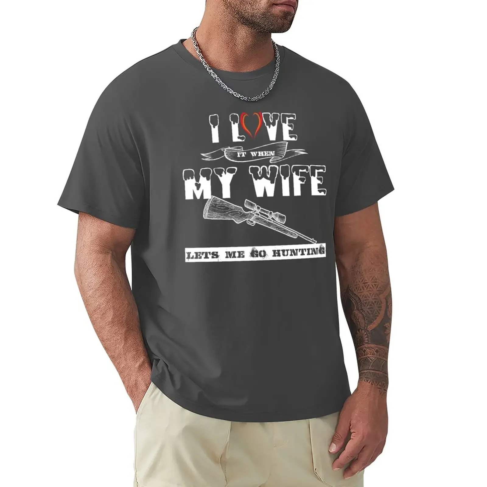 I love it when my wife lets me go hunting Shirt T-Shirt graphics oversizeds mens plain t shirts Luxury brand vintage oversized