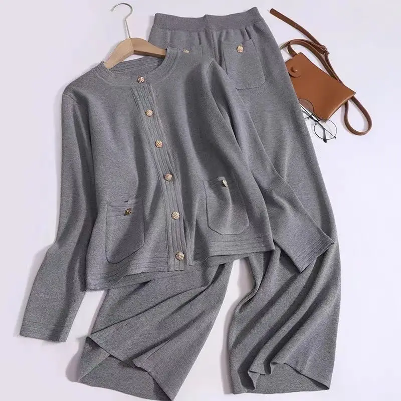 

Spring and Autumn Knitted Suit Women's Round Neck Button Long Sleeved Knitted Shirt Top High Waist Wide Leg Pants Two Piece Set