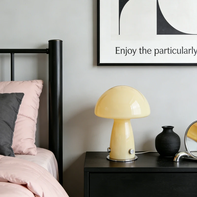 

Bauhaus Mid-Century Glass Mushroom Table Lamp Nordic Ins Girls Style Creative Ambient Light for Living Room Bedroom Bedside