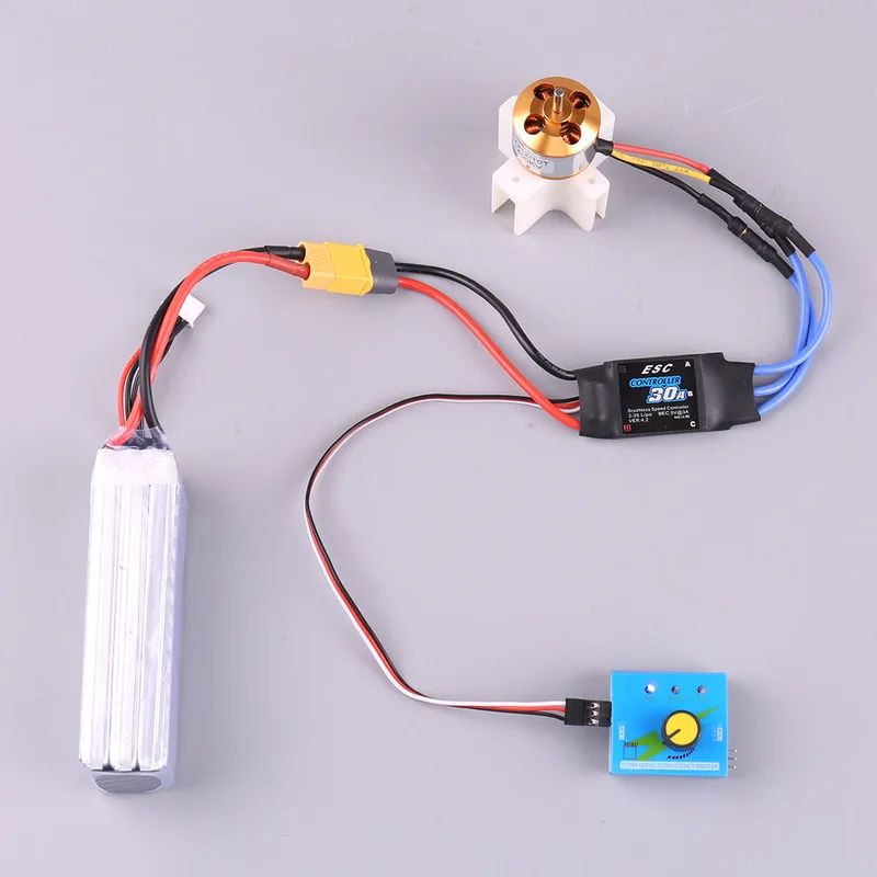Xxd30a Brushless Esc Tester Set Nuovo Arrivo Controller Elettronico dell'acceleratore Per 2212 Motore Giocattoli di Controllo Remoto Regolatori di Velocità