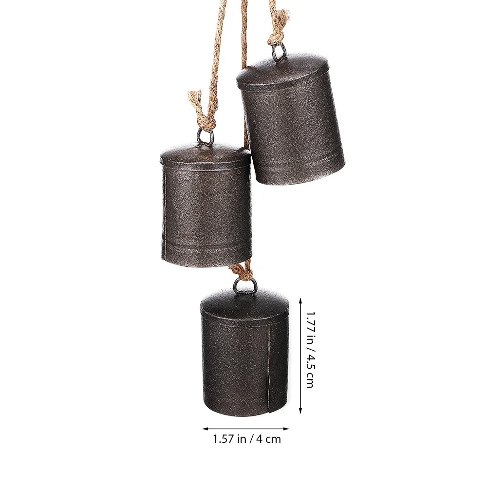 

2pcs Vintage Cow Bells Retro Metal Hanging Decor Wind Chimes Party Ornament For Door Wall Outdoor Event Wedding Instrument